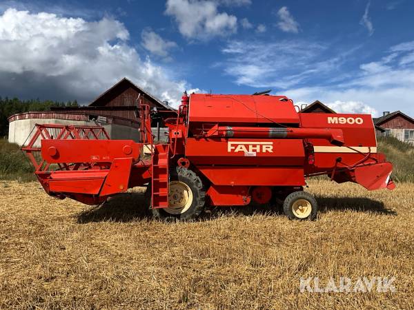 Skördetröska Fahr M900 10fot