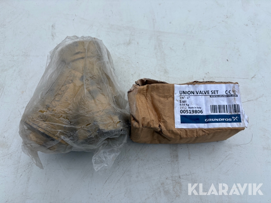 Parti med blandade VVS-artikar