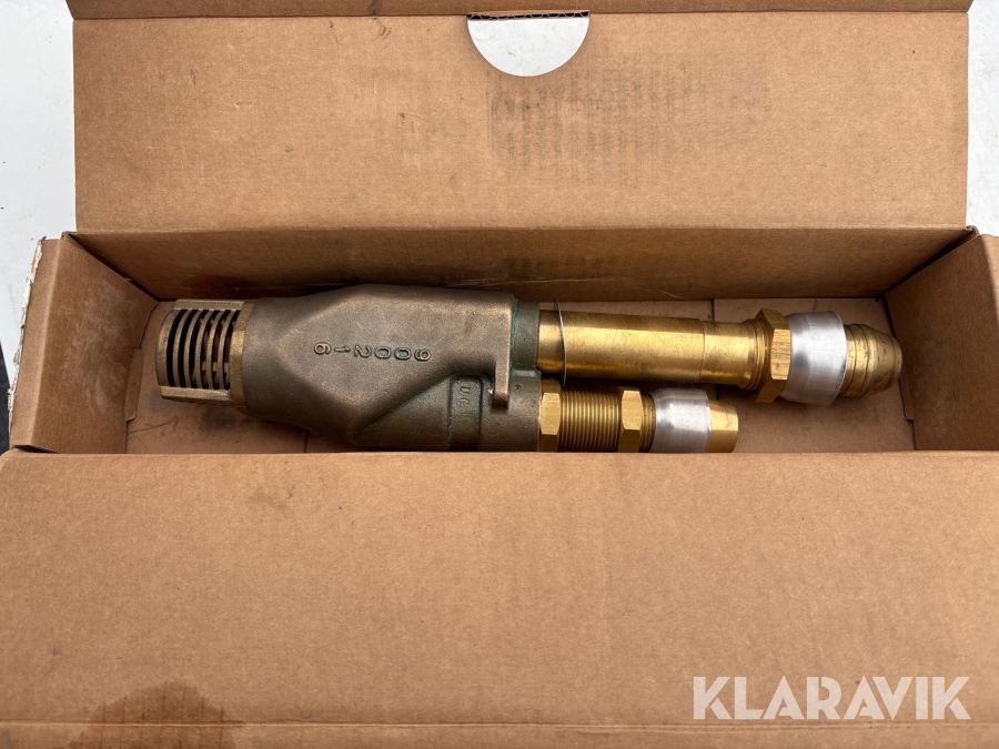 Parti med blandade VVS-artikar