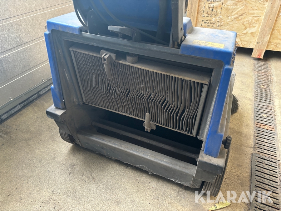 Nilfisk ALTO FLOORTEC 480M - Kehrmaschinen im Test - sehr gut