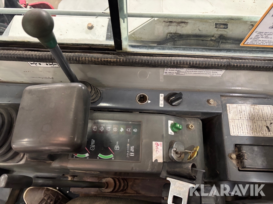 Grävmaskin Takeuchi TB153FR med rototilt och skopa