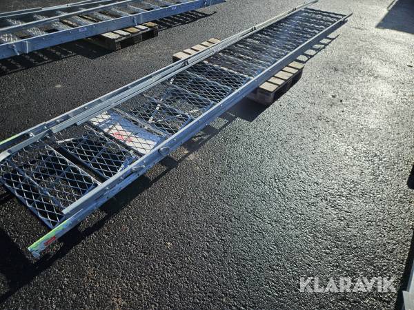 Byggtrappa Horisont HSS 18 steg