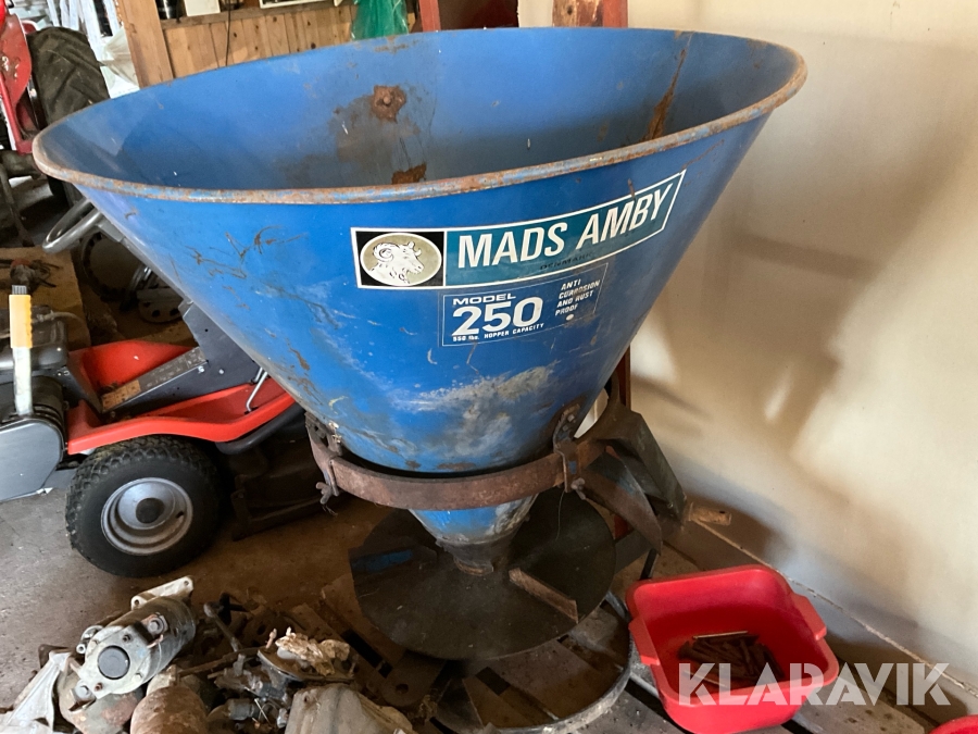 Gödningsspridare Mads Amby 250 3-punkt