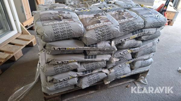 Golvspackel LIP 210 Självutjämnande LIP 210 Självnivelerande avjämningsmassa