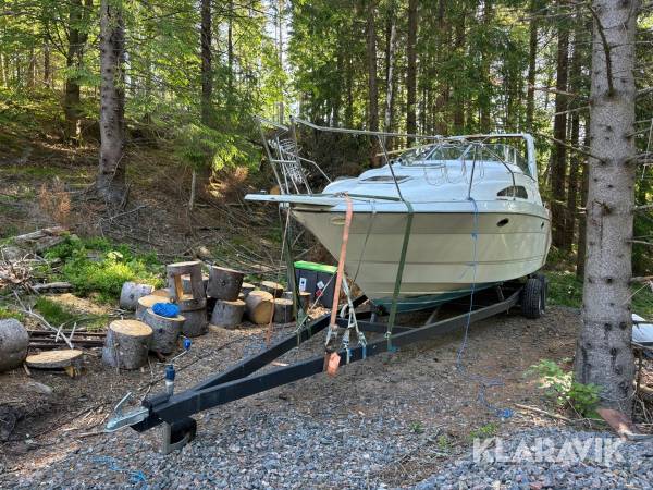 Båt Bayliner 2755 27 fot med släp 