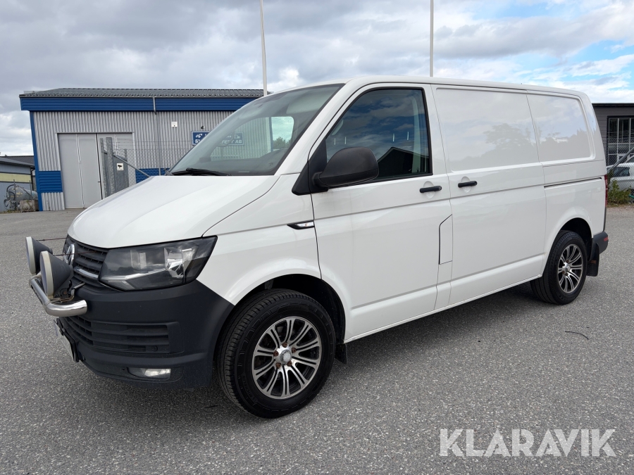 Skåpbil Volkswagen Transporter T32 2.0 TDI BMT 4Motion DSG Sekventiell 150 hk med dubbla sidodörrar