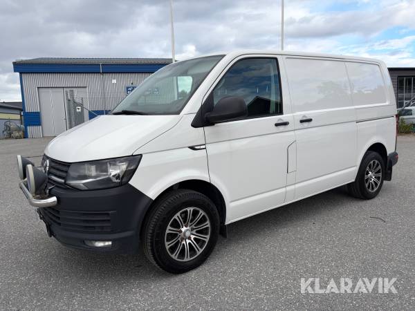 Skåpbil Volkswagen Transporter T32 2.0 TDI BMT 4Motion DSG Sekventiell 150 hk med dubbla sidodörrar
