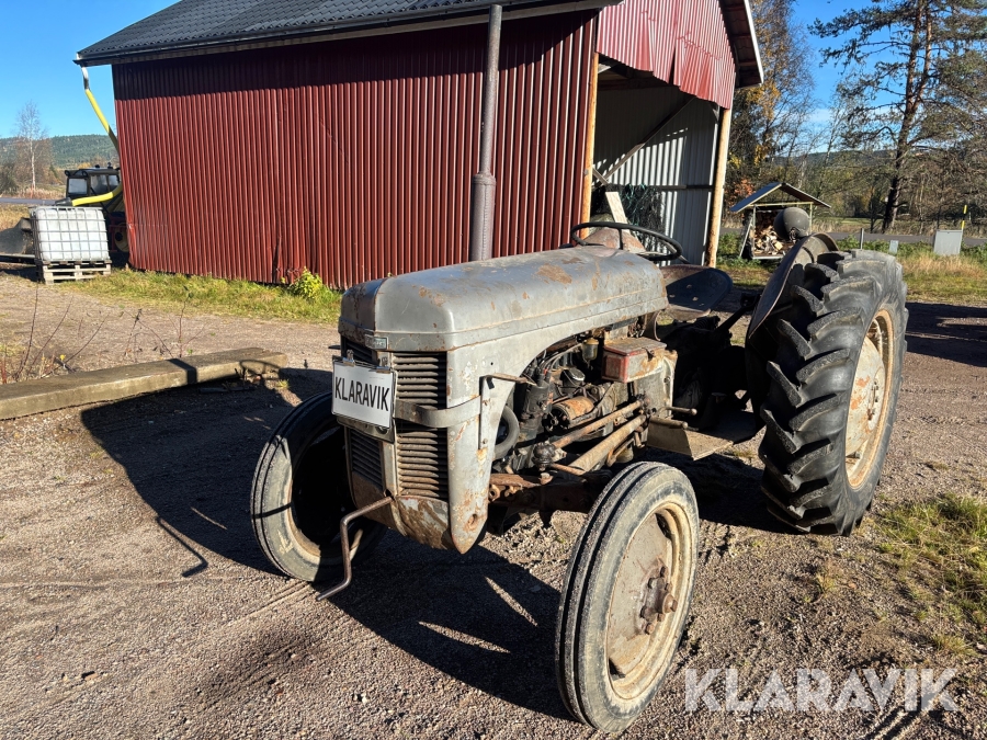 Veterantraktor Ferguson