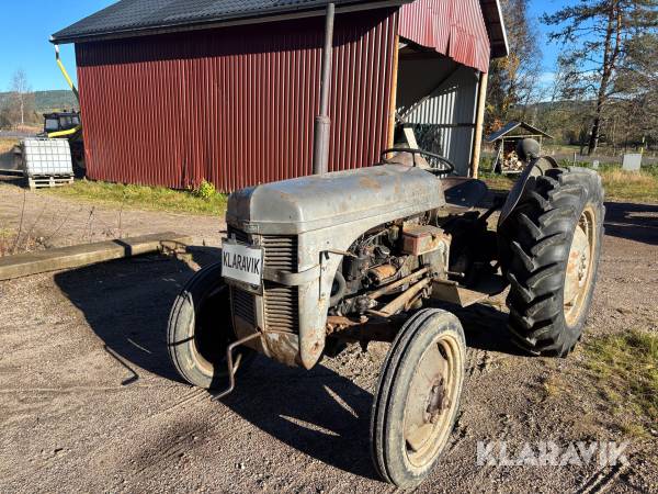 Veterantraktor Ferguson