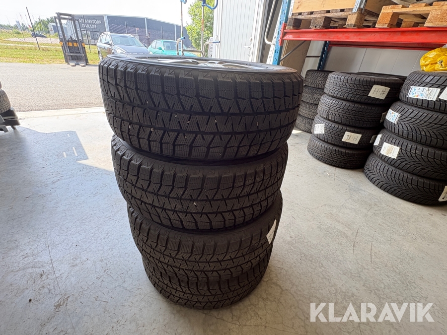 Däck med fälg Bridgestone Blizzak WS80 Året runt-däck