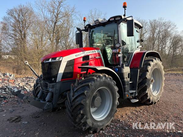Traktor Massey Ferguson 8S.225 med frontlyft/PTO & GPS