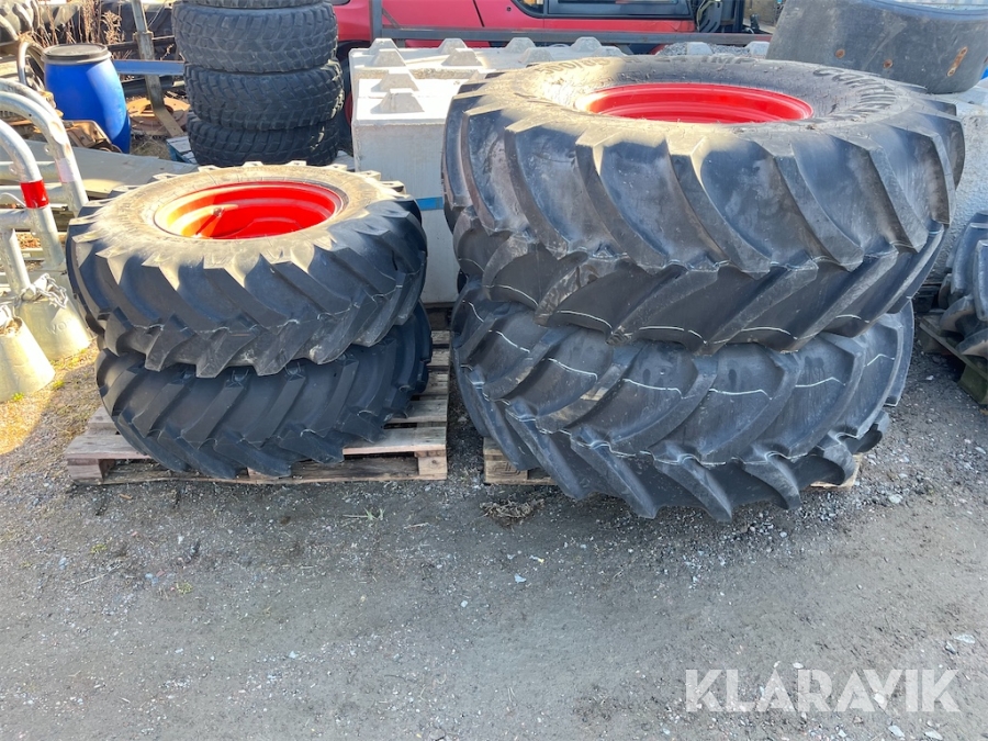 Hjul till tröska Continental 360/80-20 & 500/85R24 4 st