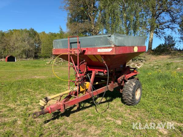Gödningsspridare Bredal B3