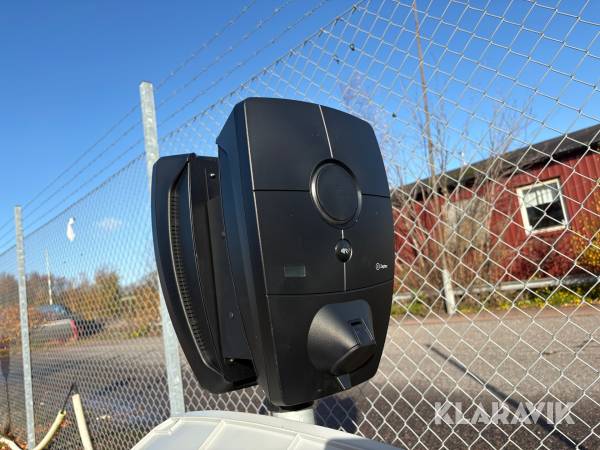 Stolpmonterade elbilsladdare Zaptec Pro MID 2 laddare