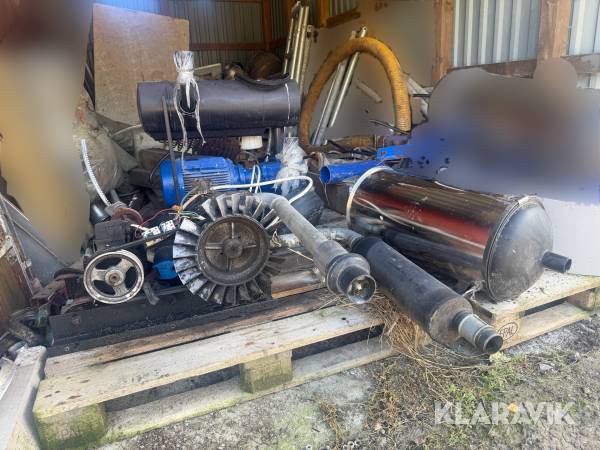 Vakuumpump DeLaval VP77 med vakuumtank