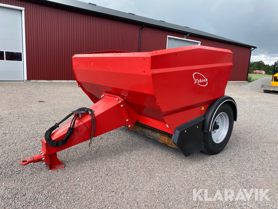 Bogserad sandspridare Tokvam SV5000 SE