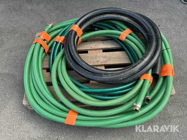 Parti med armerad plastslang