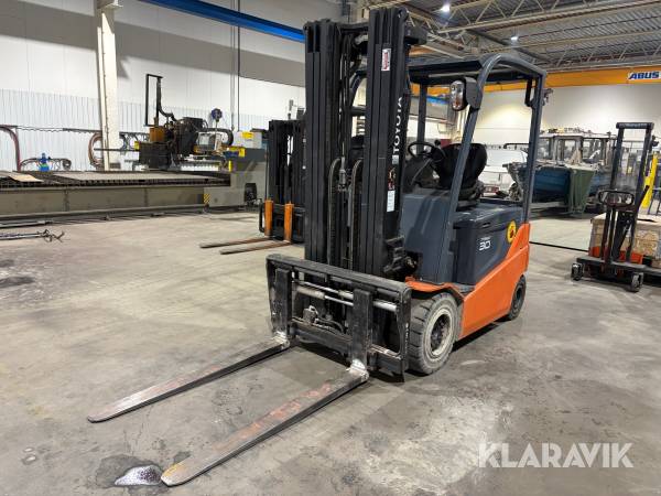 Gaffeltruck Toyota 8FBMKT30 Traigo 80 30