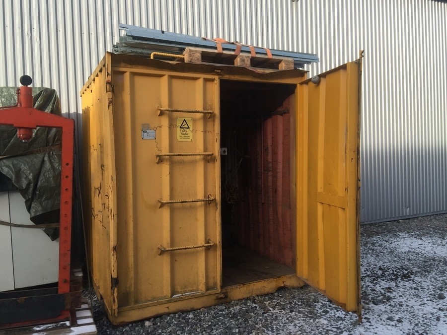 Container