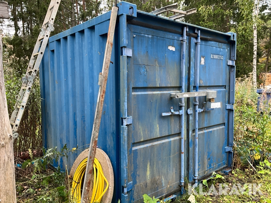 Container 8fot med innehåll