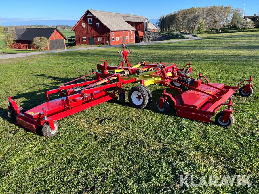 Gräsklippare traktordriven Delmorino Omega 21