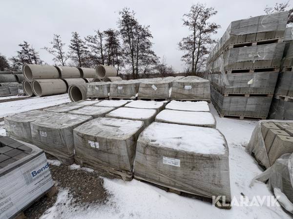 Betongplintar Benders 500mm M2 ,5 pallar a 24st med stolpskor