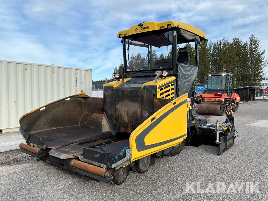 Asfaltsläggare Bomag BF300 P-2