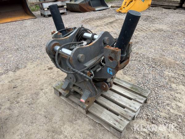 Tiltfäste till grävmaskin Götene