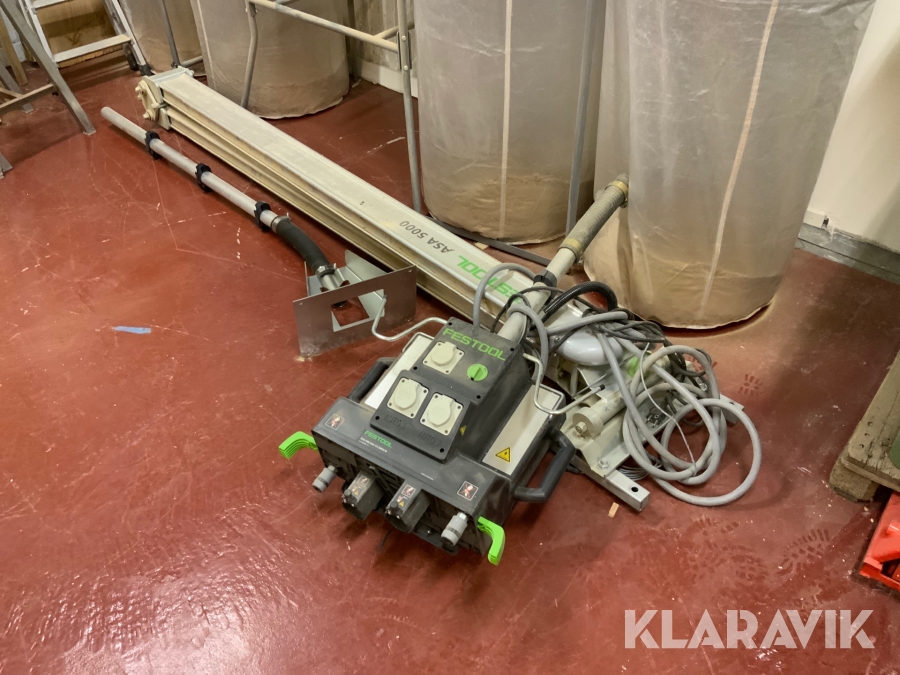 Rökutsug Festool ASA 5000 med väggfäste
