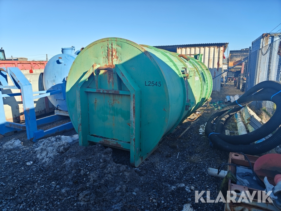 Vattentank på lastväxlarram