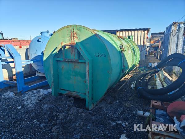 Vattentank på lastväxlarram