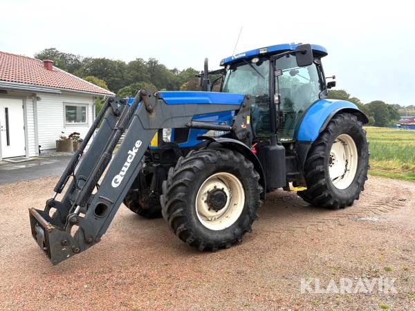 Traktor New Holland TS135A