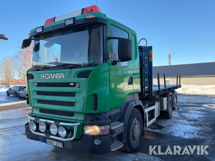 Lastväxlare Scania R480 med maskinflak