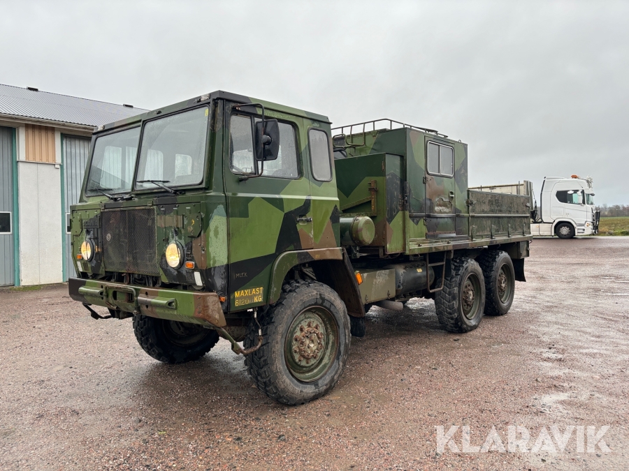 Militär terrängbil Scania TGB 40