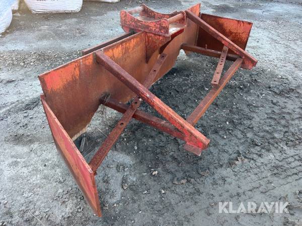 Makadamplog S45 med ställbara vingar