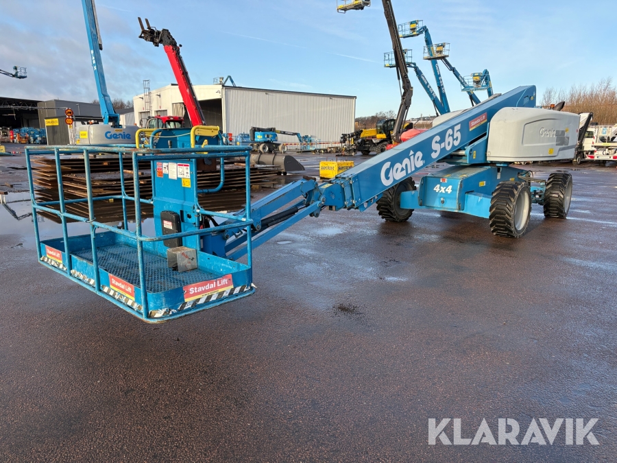 Bomlift Genie S-65