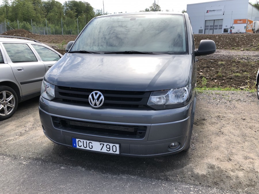 VW Transporter T5 2.0 TDI 5-sits