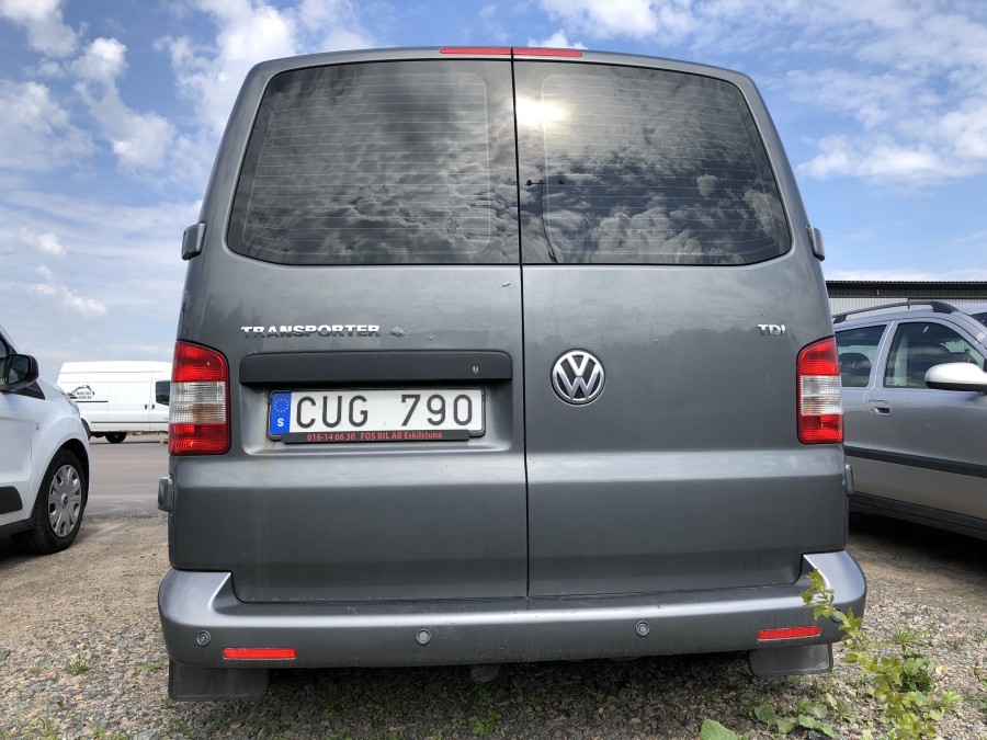 VW Transporter T5 2.0 TDI 5-sits