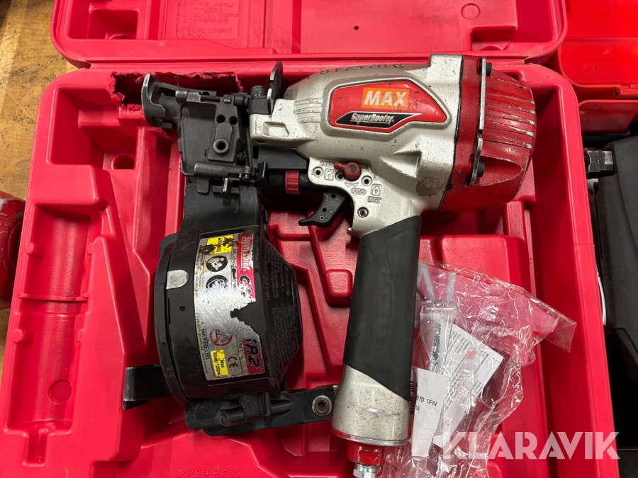 Parti med byggmaskiner Hilti & Max