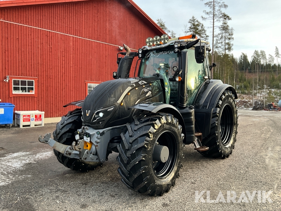 Traktor Valtra T234 Direct