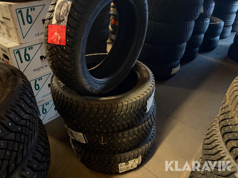 Vinterdäck 205/55R17 Good Year Ultragrip arctic 2 4st