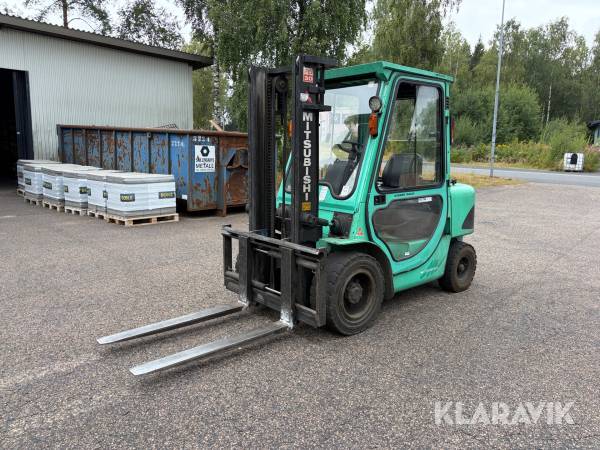 Truck Mitsubishi FD30K