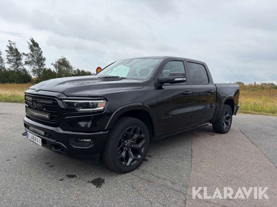 Pickup Dodge RAM 1500, V8 Limited night edition