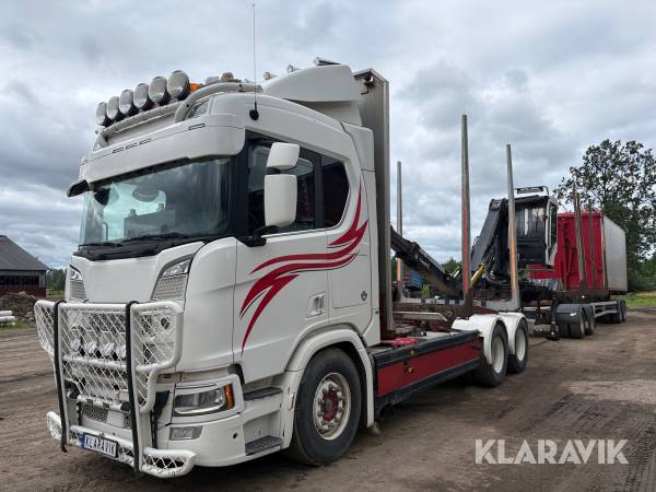 Timmerbil Scania R730 B6X4NB med timmerkran,släp och skåp
