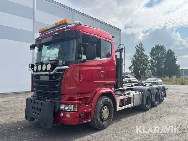 Lastväxlare Scania R490LB8X4*4HNB plogutrustad