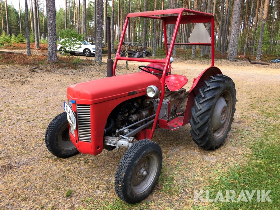 Traktor Massey Ferguson Grålle 1952