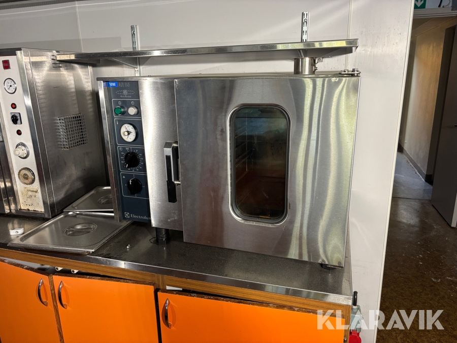 Ugn Electrolux AR85