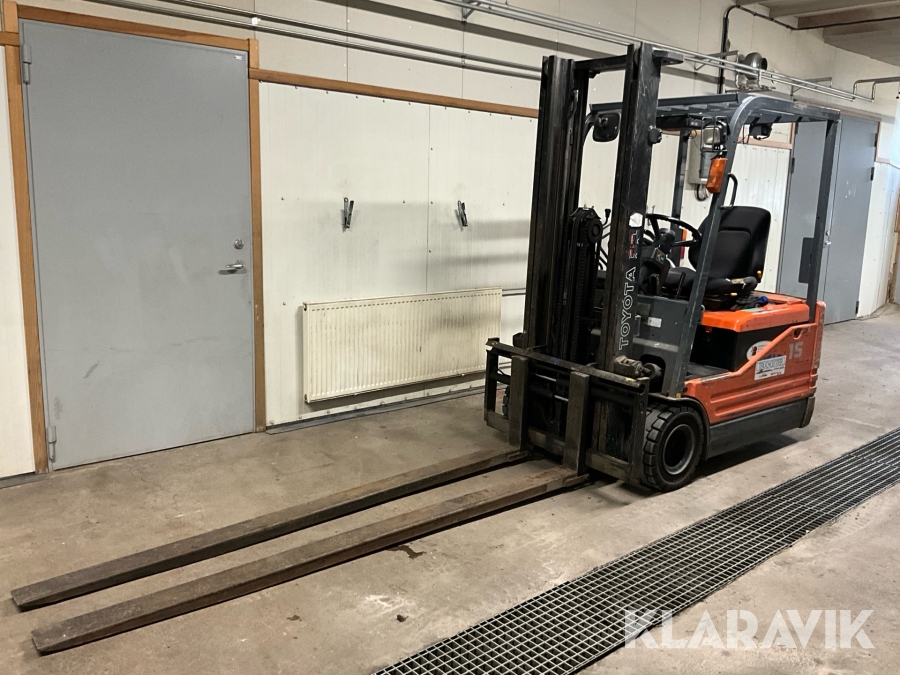Motviktstruck/Gaffeltruck Toyota 5FBE15 med Förlängningsgafflar 2400mm