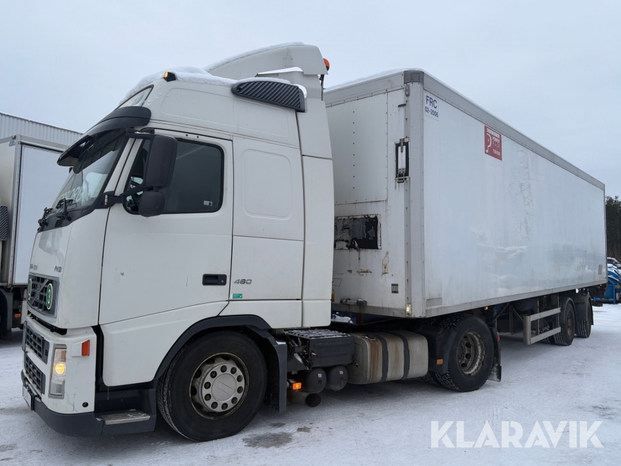 Lastbil Volvo FH12 4x2 Semi CHH- med trailer och bakgavellyft