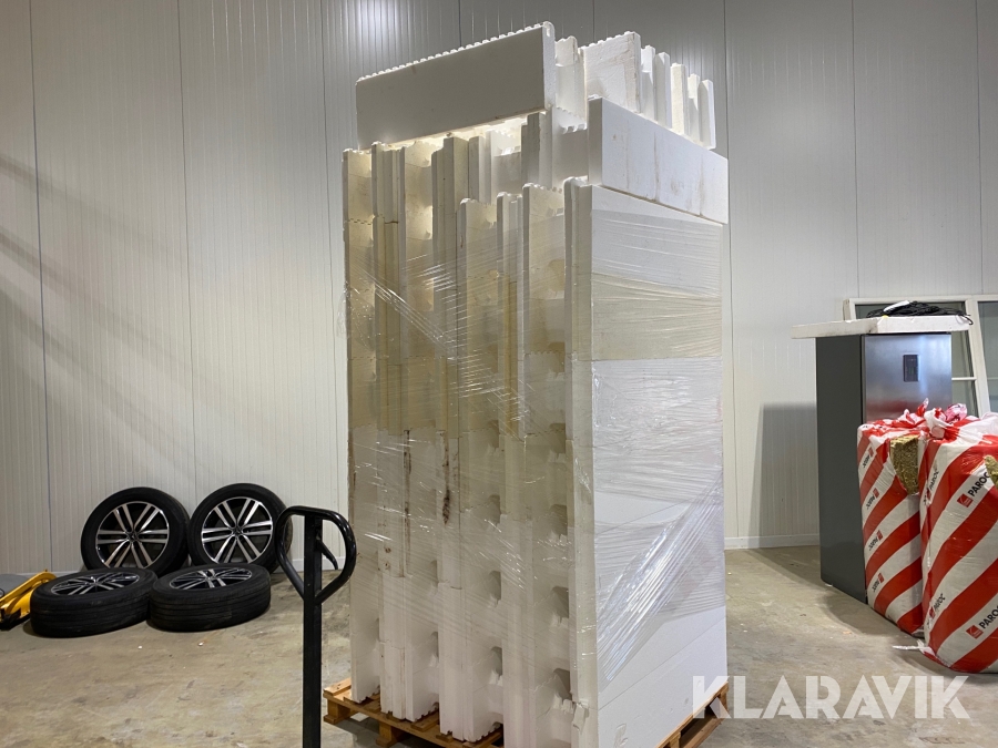 Pool Block 1st pall Sundolit Kub U19 